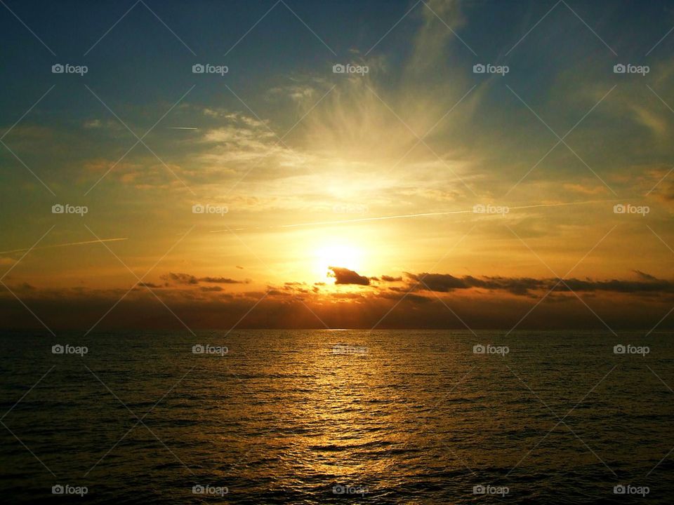 sunset at sea, ocean sailing