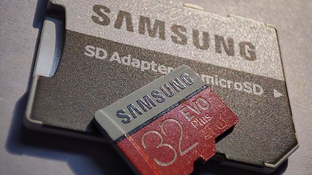 Samsung Sd Card and Adaptor - Why not save more