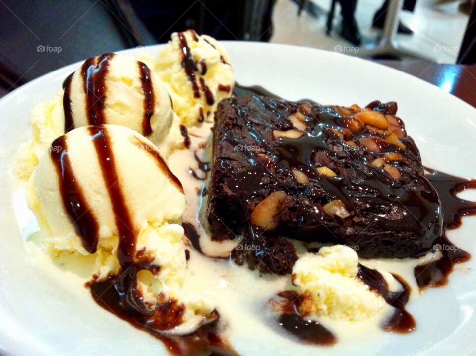 Ice cream and brownie