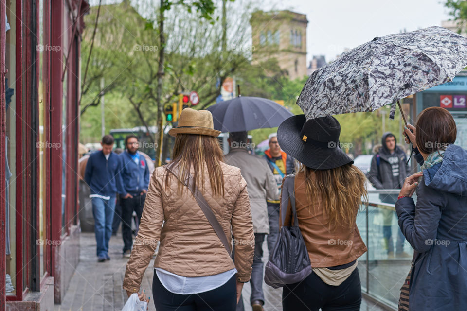 Hats vs umbrellas 