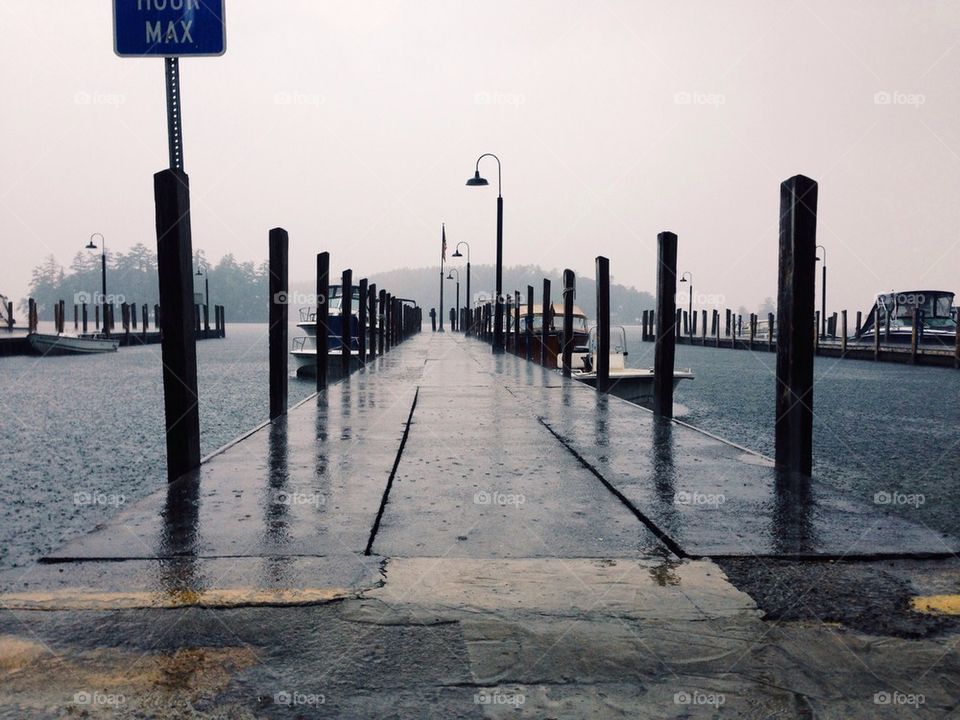 Rainy day at the Docks