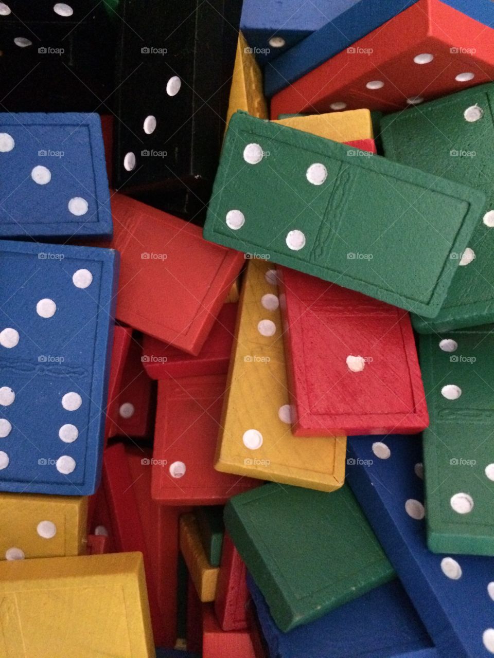 Colorful dominos 