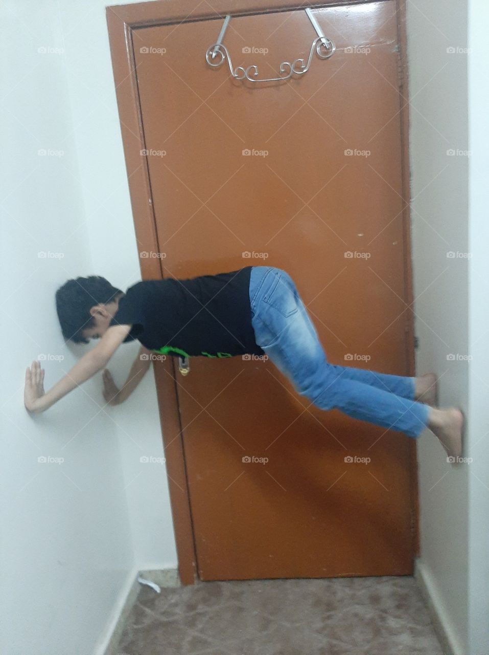 Thank you, give you good health, I want you to support me, I am very, very poor