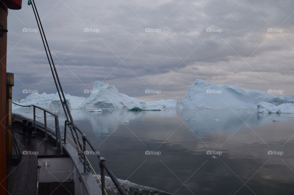 Midnight Sun Sailing Greenland