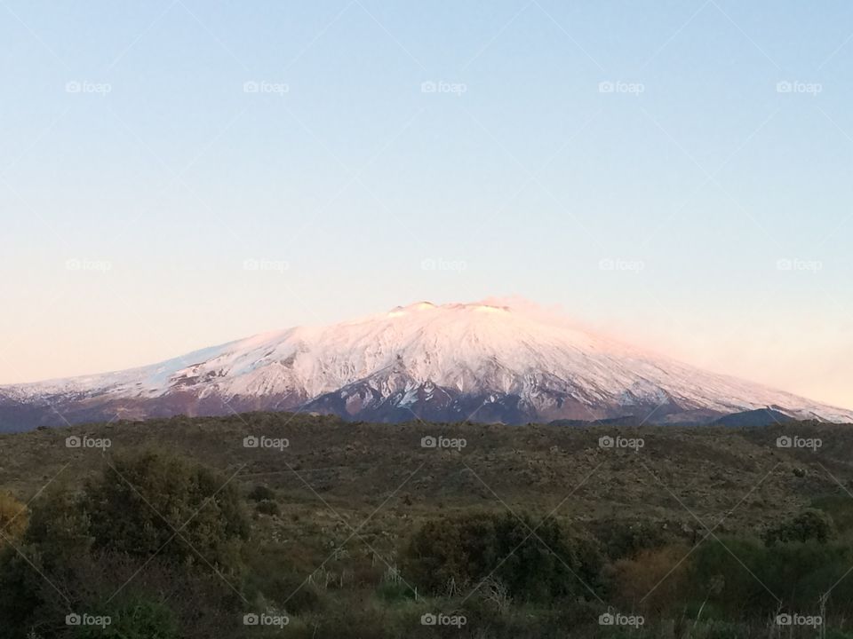 Sunset on White truffle: His Majesty Volcano Etna.