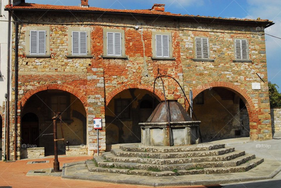 Well in Civitella, Tuscany, Italy