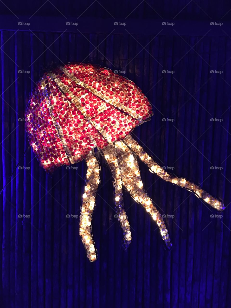 Jellyfish light ornament