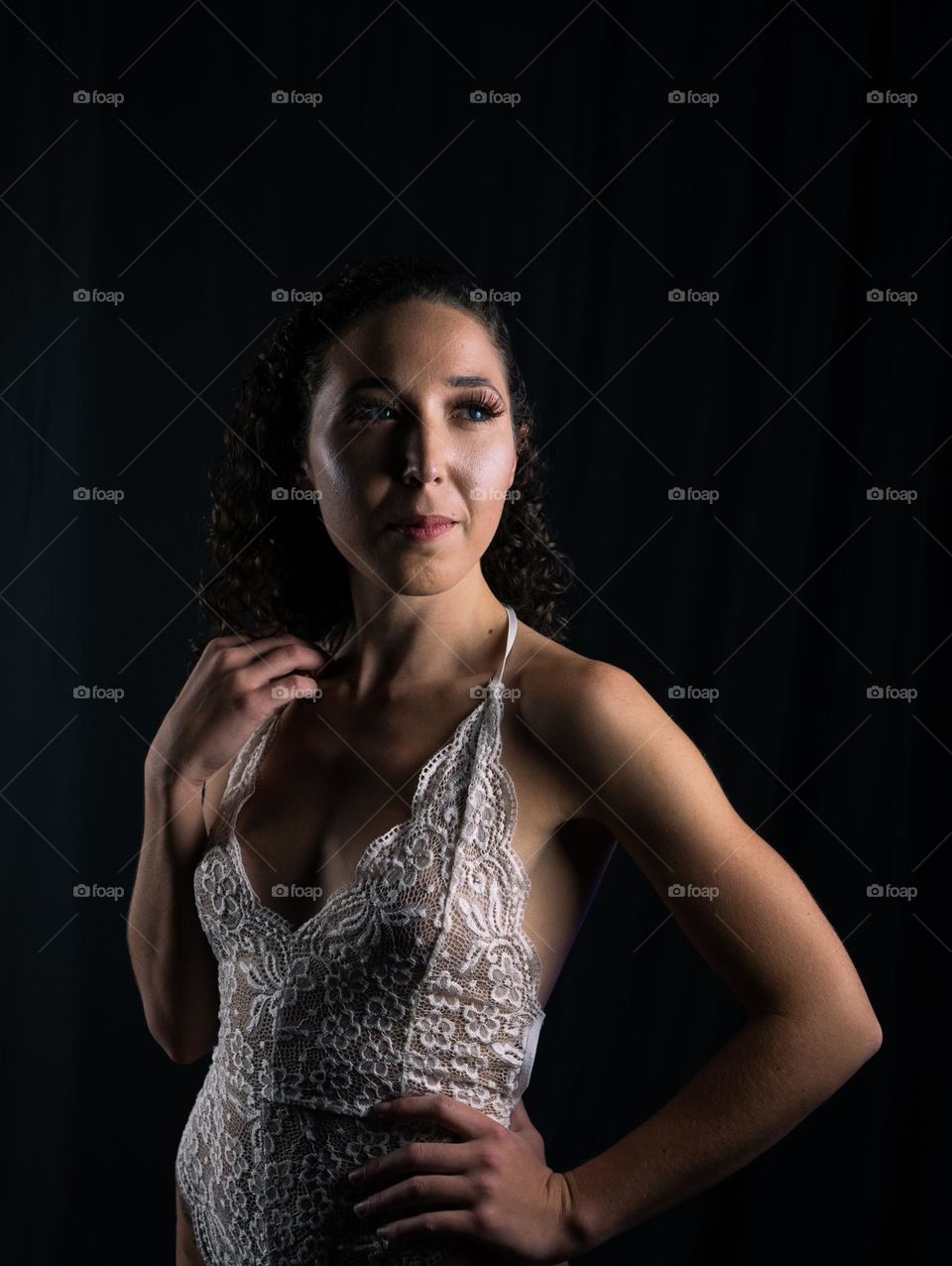 Boudoir Photography portraits are a luxurious and intimate way to celebrate your confidence, beauty and sensuality.