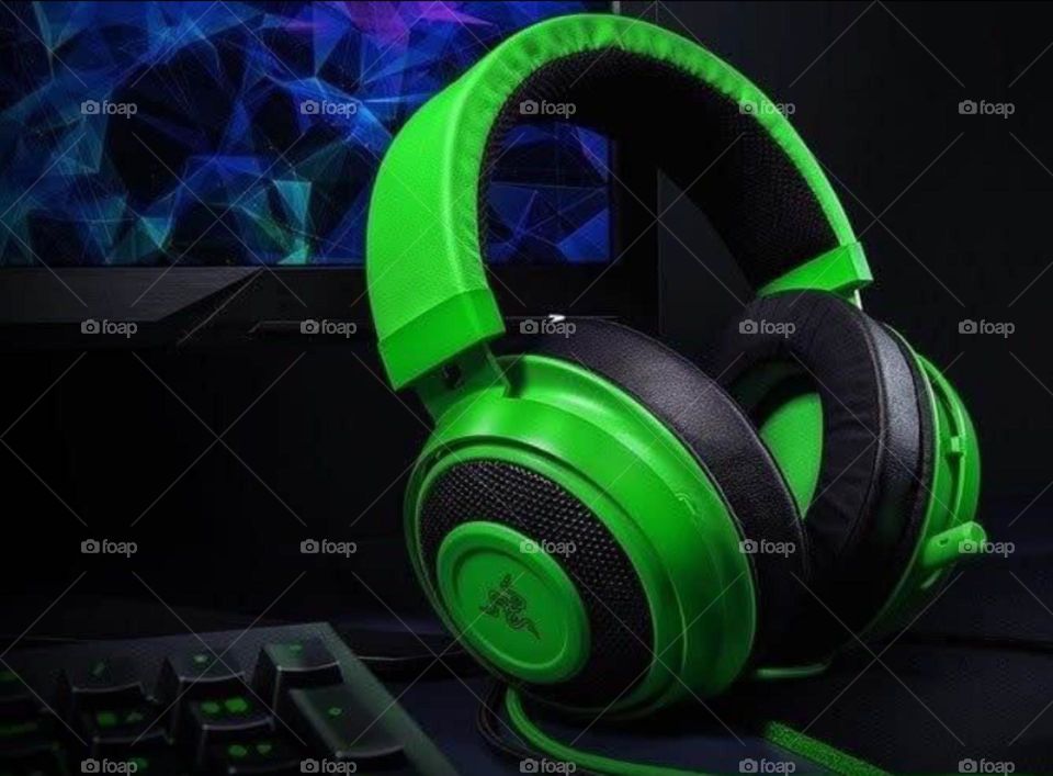 Beautiful green headphone ❤️