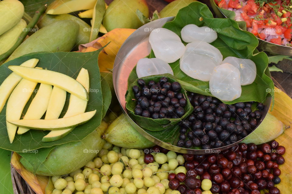 Tangy Raw Green Mangoes