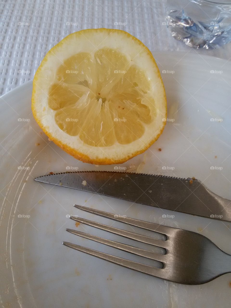 lemon in a plate after lunch