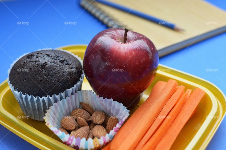 Lunchbox to your work and school