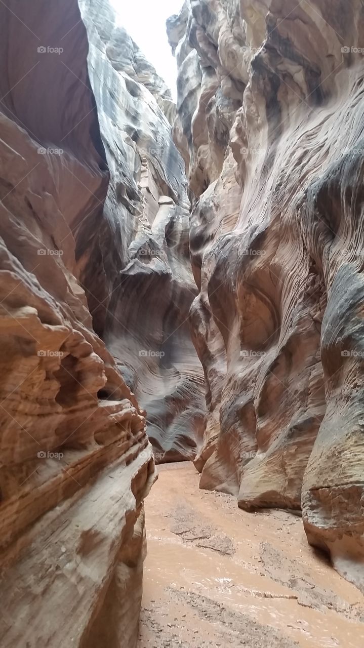 slot canyon. out hiking Utah