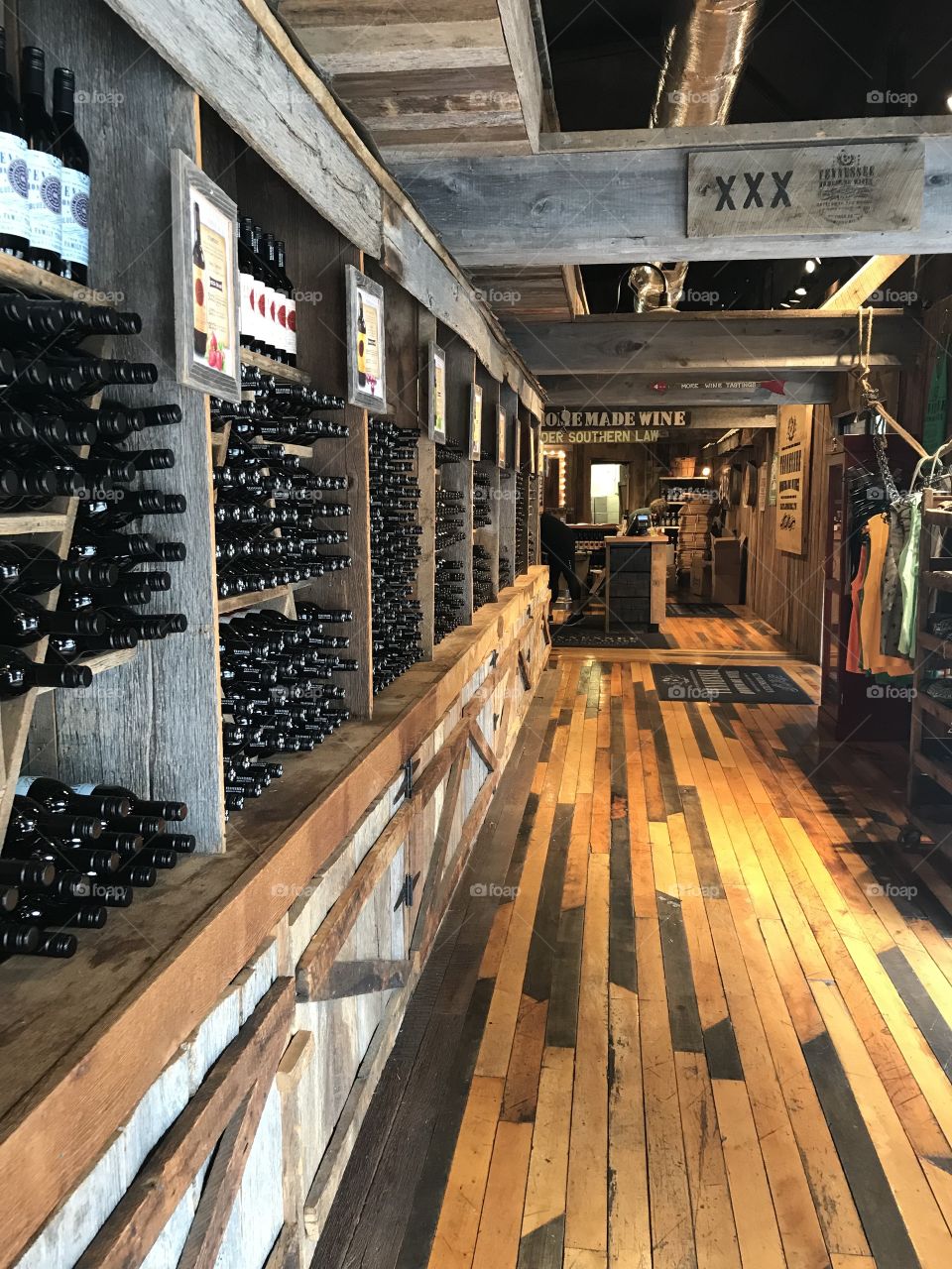 Country Wine shop