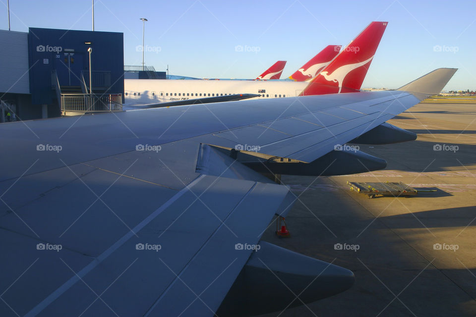 QANTAS AIRWAYS QF B747-400 MEL MELBOURNE AUSTRALIA