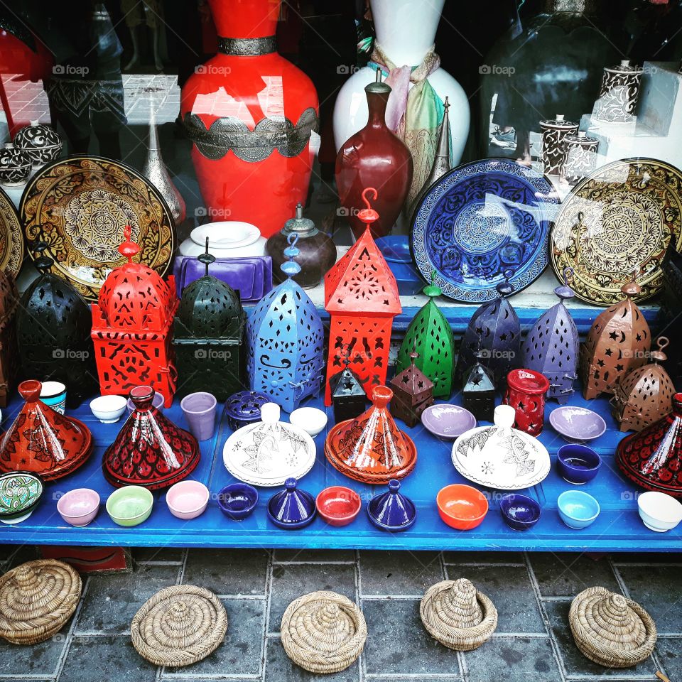 Moroccan pottery and handmade art