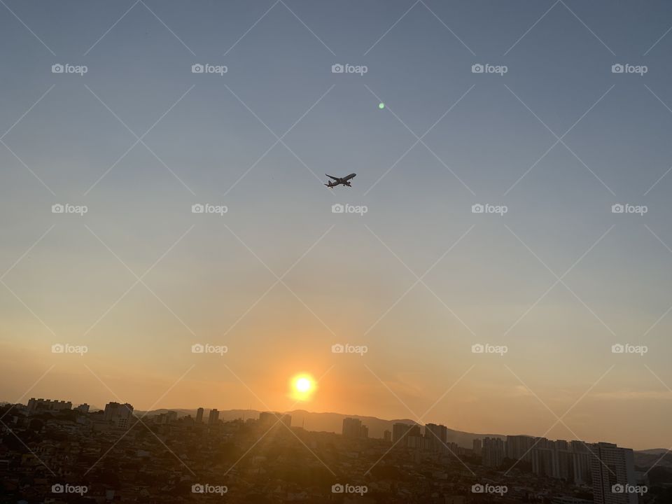 Sol e Avião