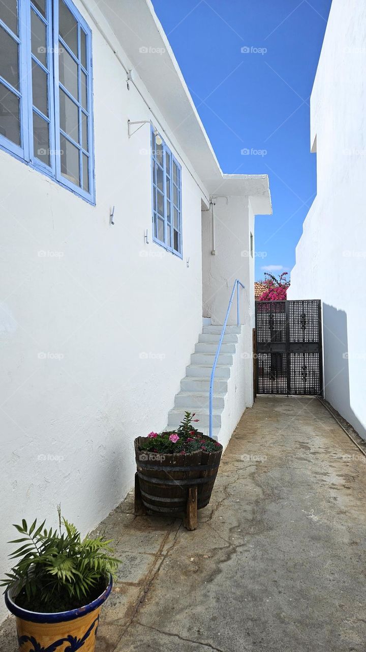 house in spain - feeling of holidays- typical  canarien Island feeling- impression in white-mediterranean