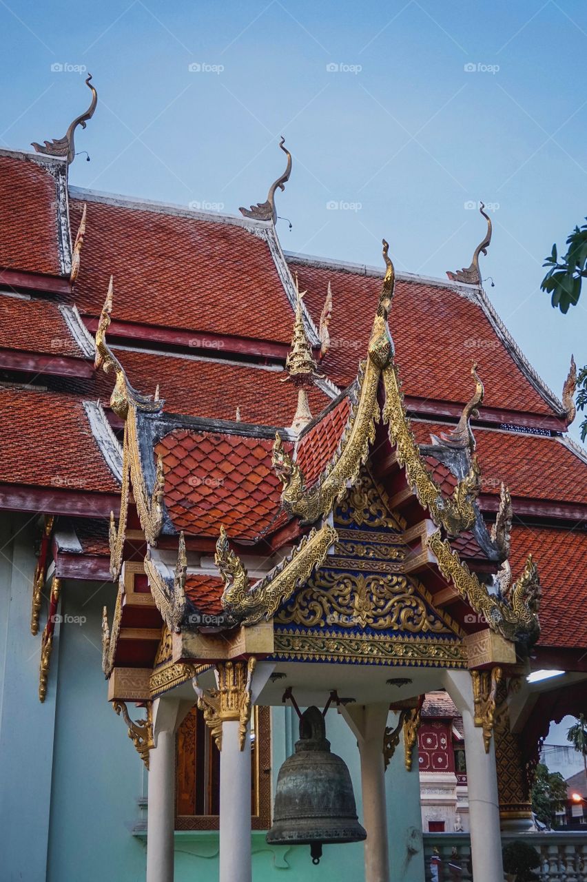 Beautiful shapes of a Thai temple // Wat Phra Singh, Chiang Mai, Thailand 