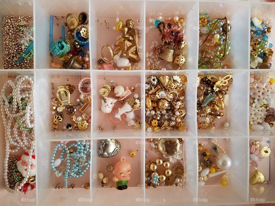beads jewelry