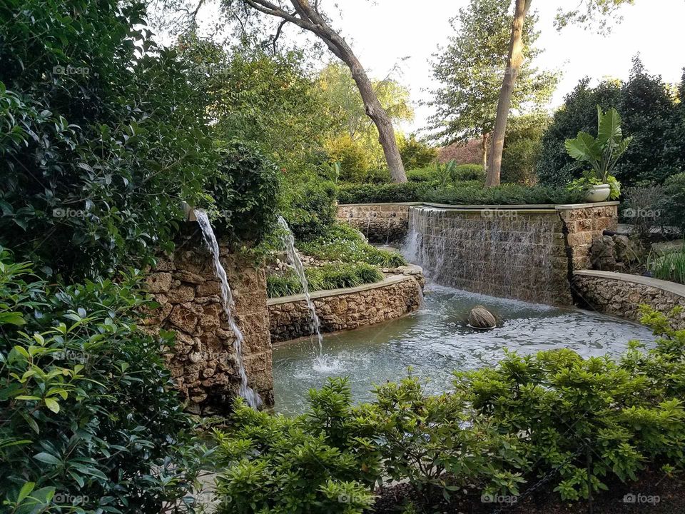 Clever shape Fountain