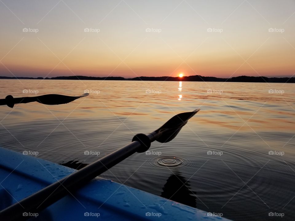 kayak, sunset on lake
