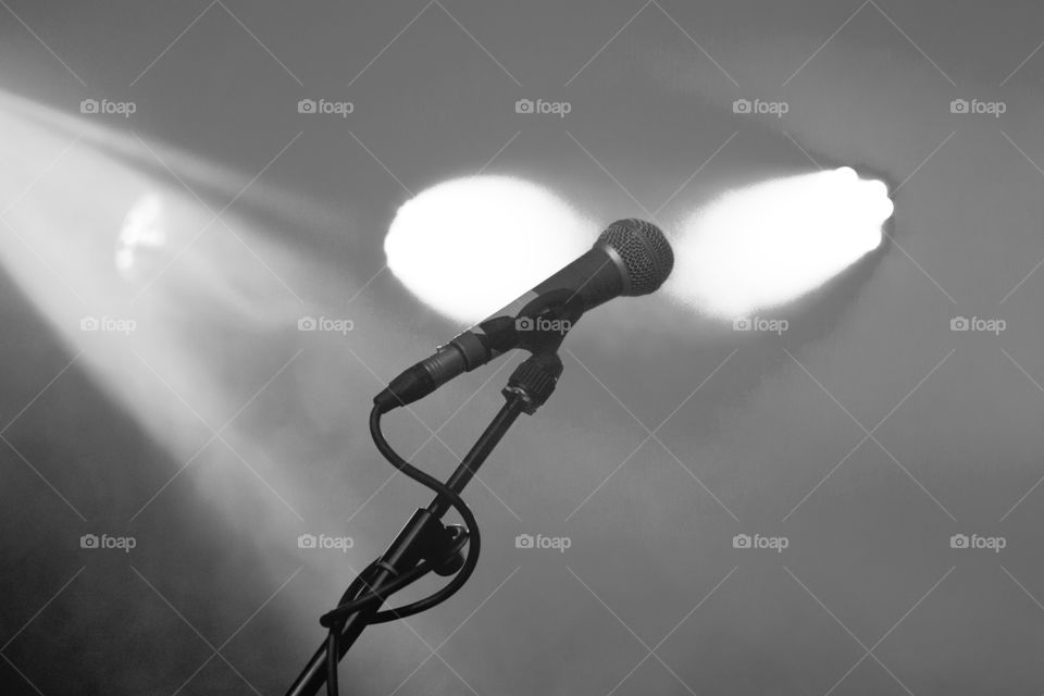 Here's Mic . Microphone 