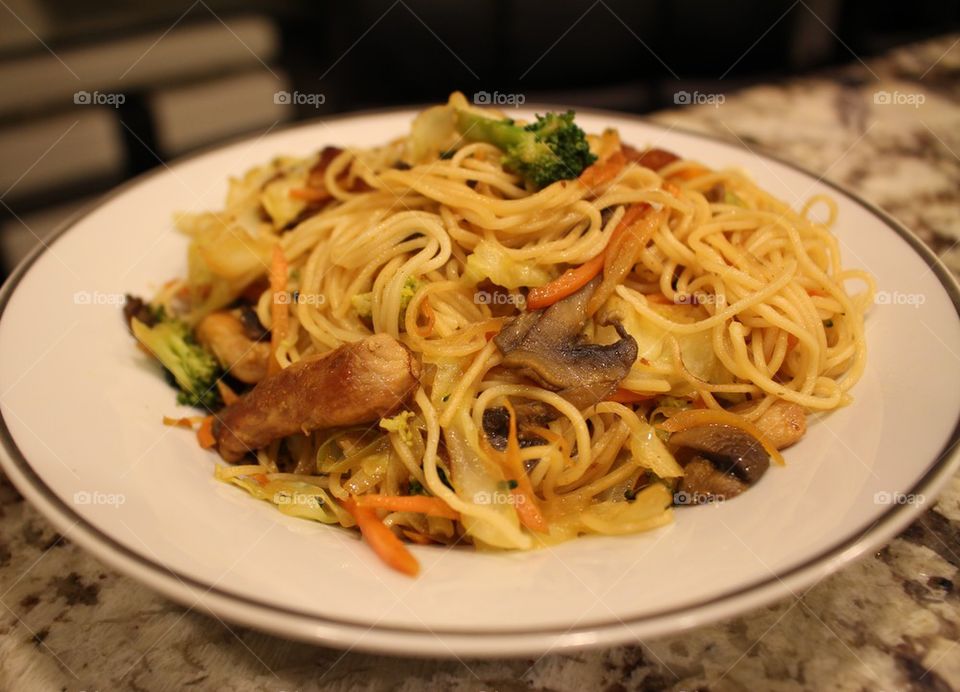 chicken chow mein