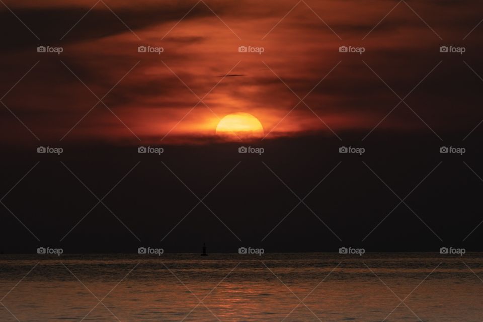 Beautiful sunset on the beautiful beach of Thailand