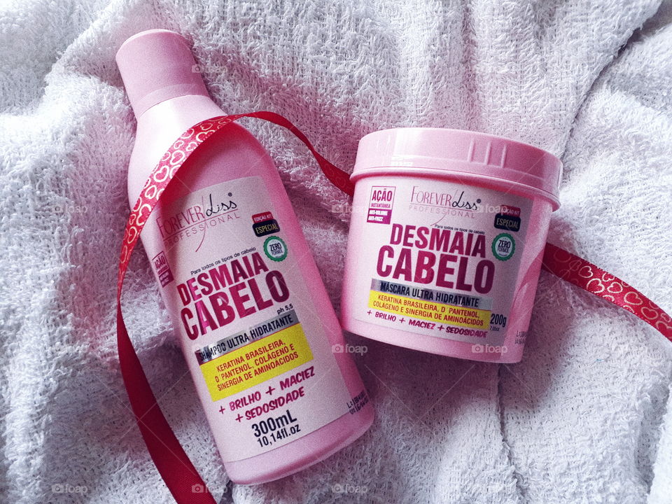 Desmaia Cabelo da Forever Liss