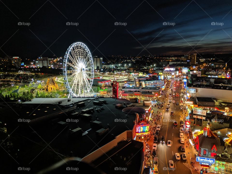 Picture of Clifton Hill in Niagara falls Canada at night