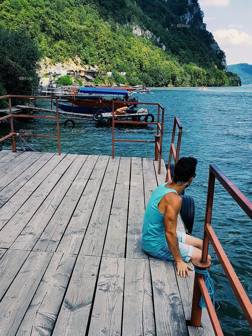 listening to the silence of the Danube