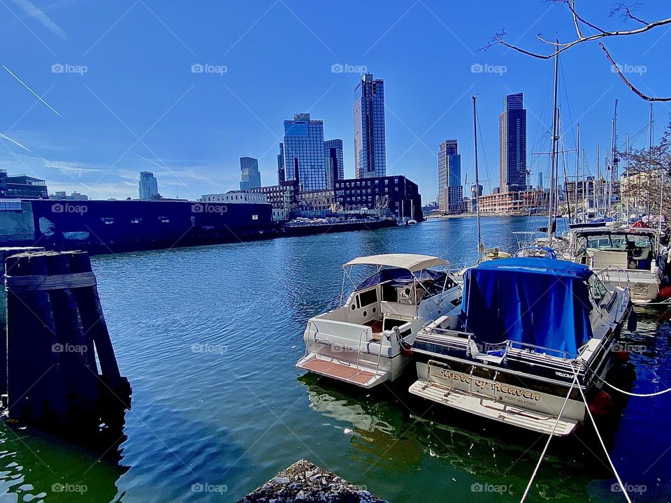 Another picturesque view of beautiful “Newtown Creek” by the “Pulaski Bridge”‘with a perfectly clear sunny sky and unseasonably warm temperatures for February, 2023. It feels as if Spring was here already. Hypnotic Productions