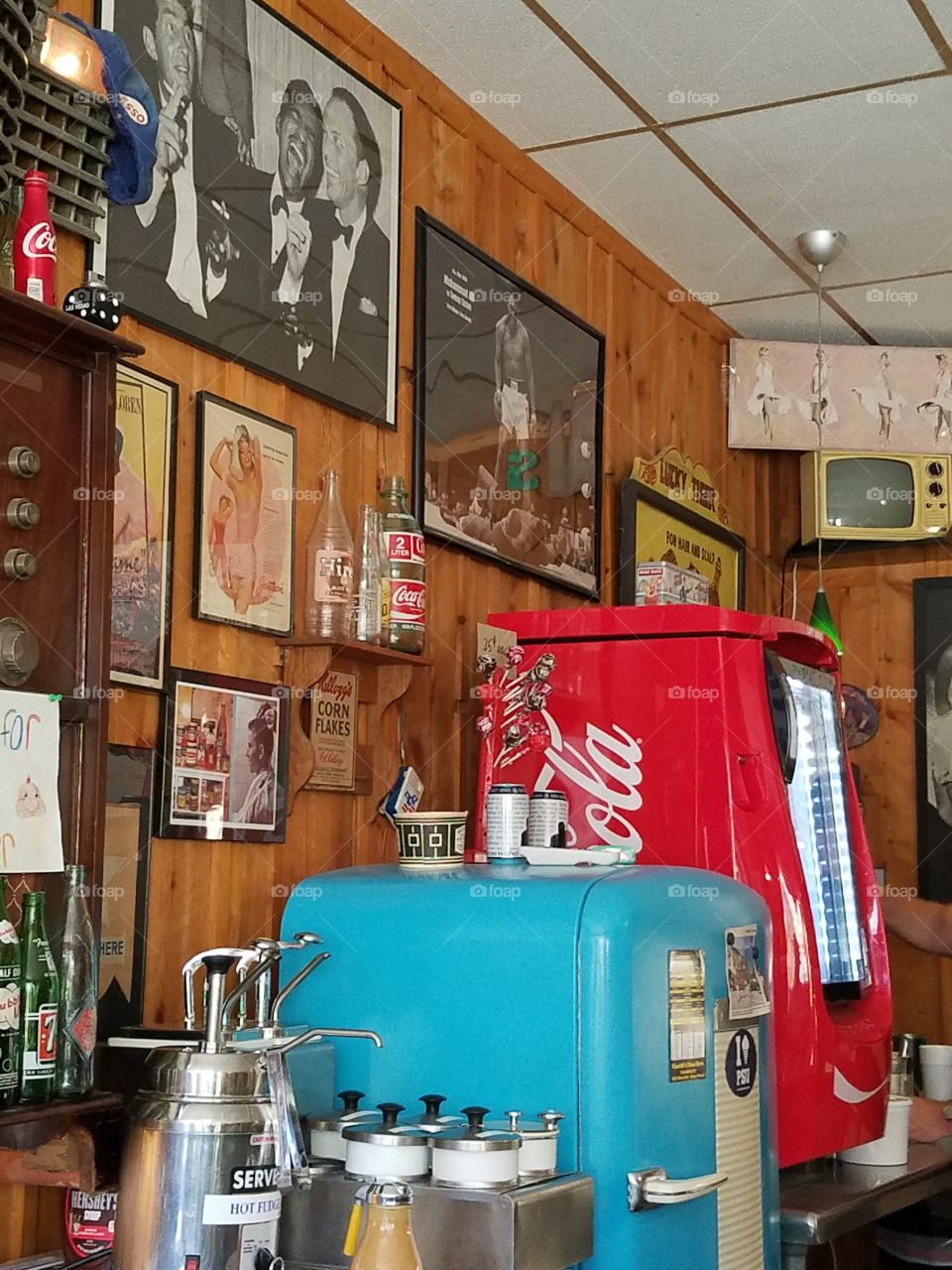 Scoops ice cream place