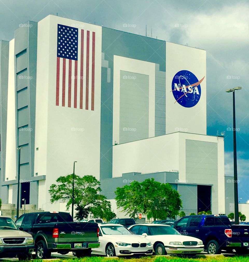 Kennedy space center vertical assembly building 
