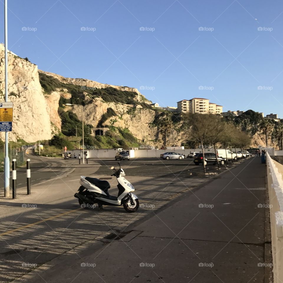 Beach-views-rocks 