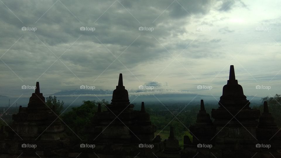 suatu pagi di Borobudur