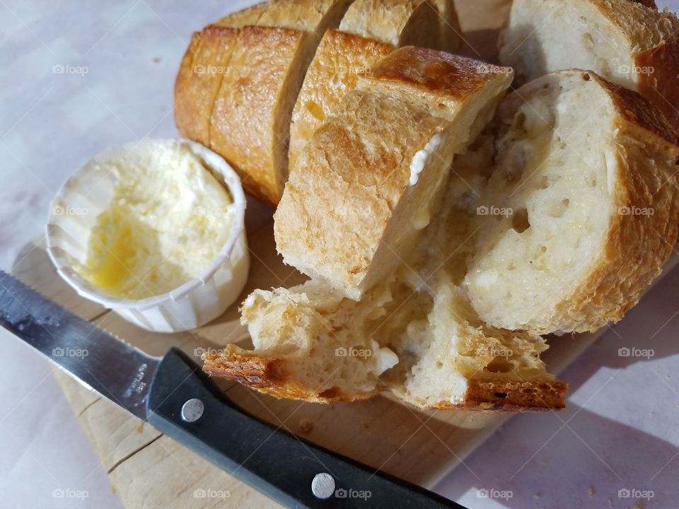 buttered bread