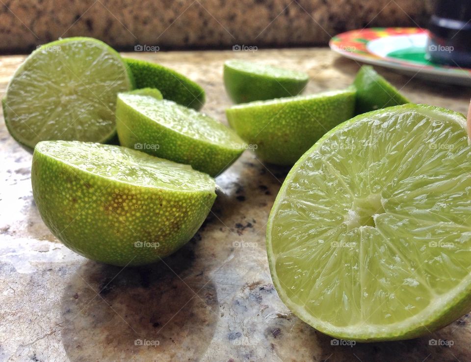 Slices of a lemonade