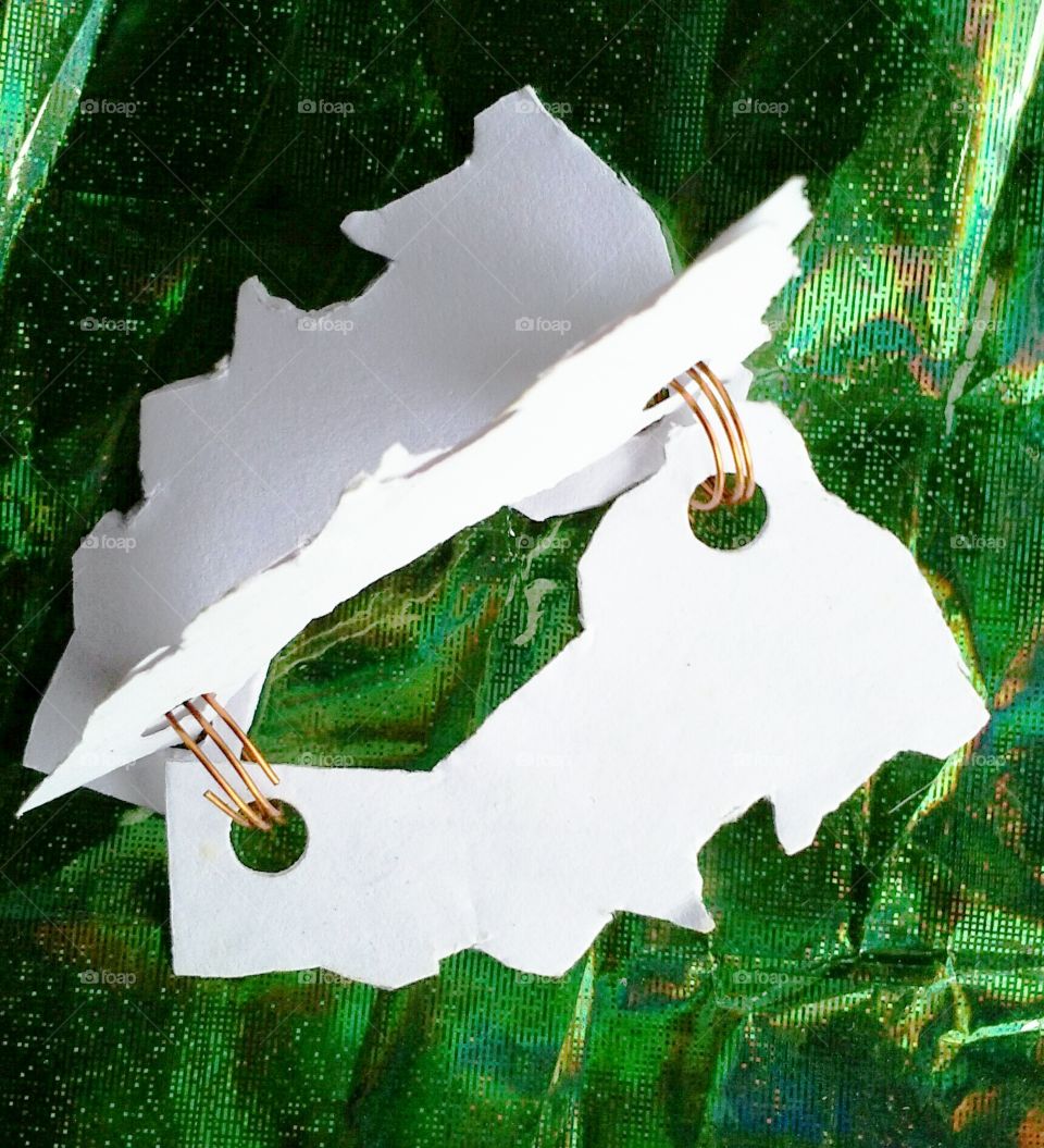 the face book of the country OMAN.
it's the first book entire the worldwide on it and no one like this in the world till now.
if you want earn money with it you should download it and keep it and share it when you first look at it.