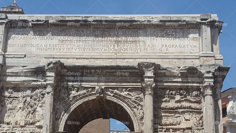 Arch De Constantine
