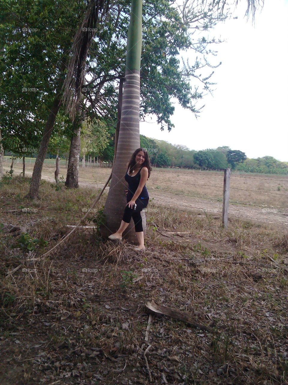 Chica en el llano