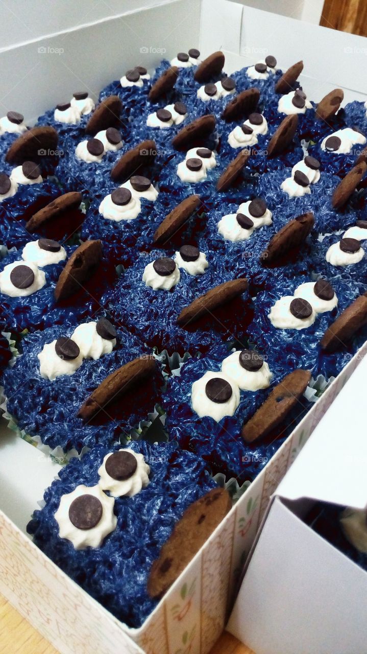 My version of cookie monster cupcakes.