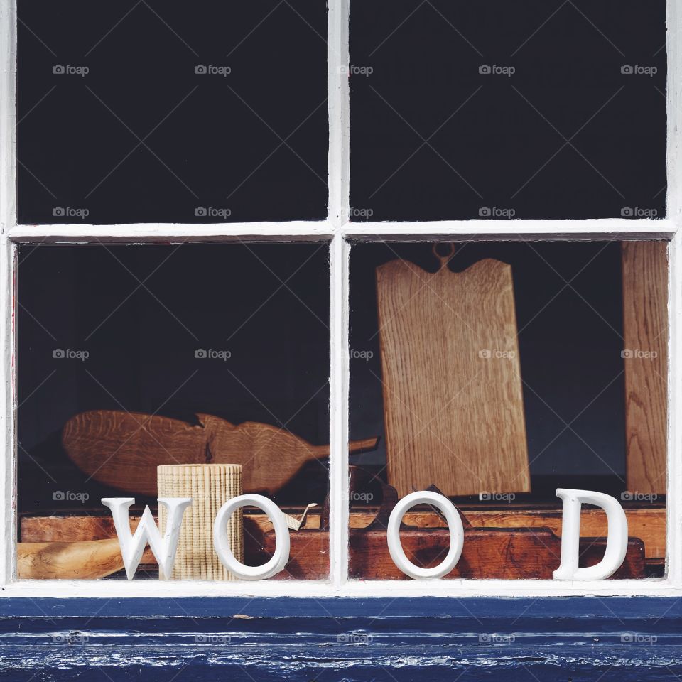 Wood. A simple shop window makes such an impact
