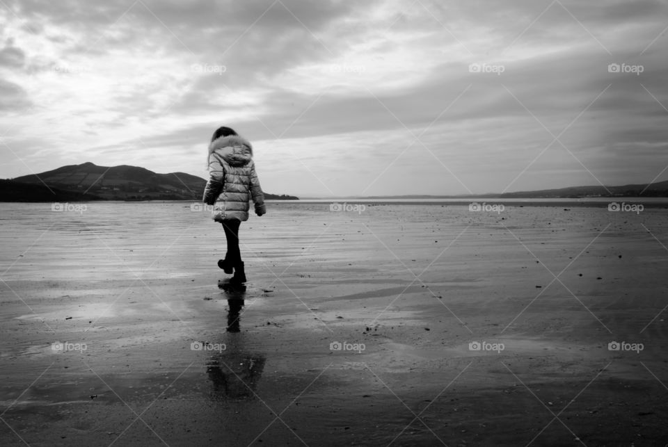 A melancholy grey day at the beach 