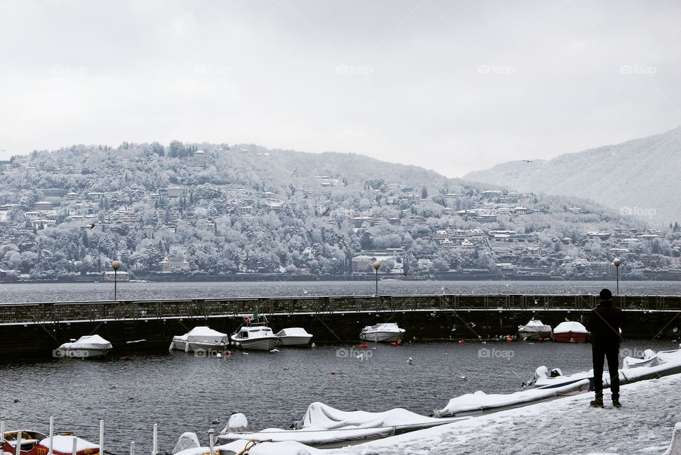 Snow and wind, but... how beautiful! - Como, Lombardy, Italy.