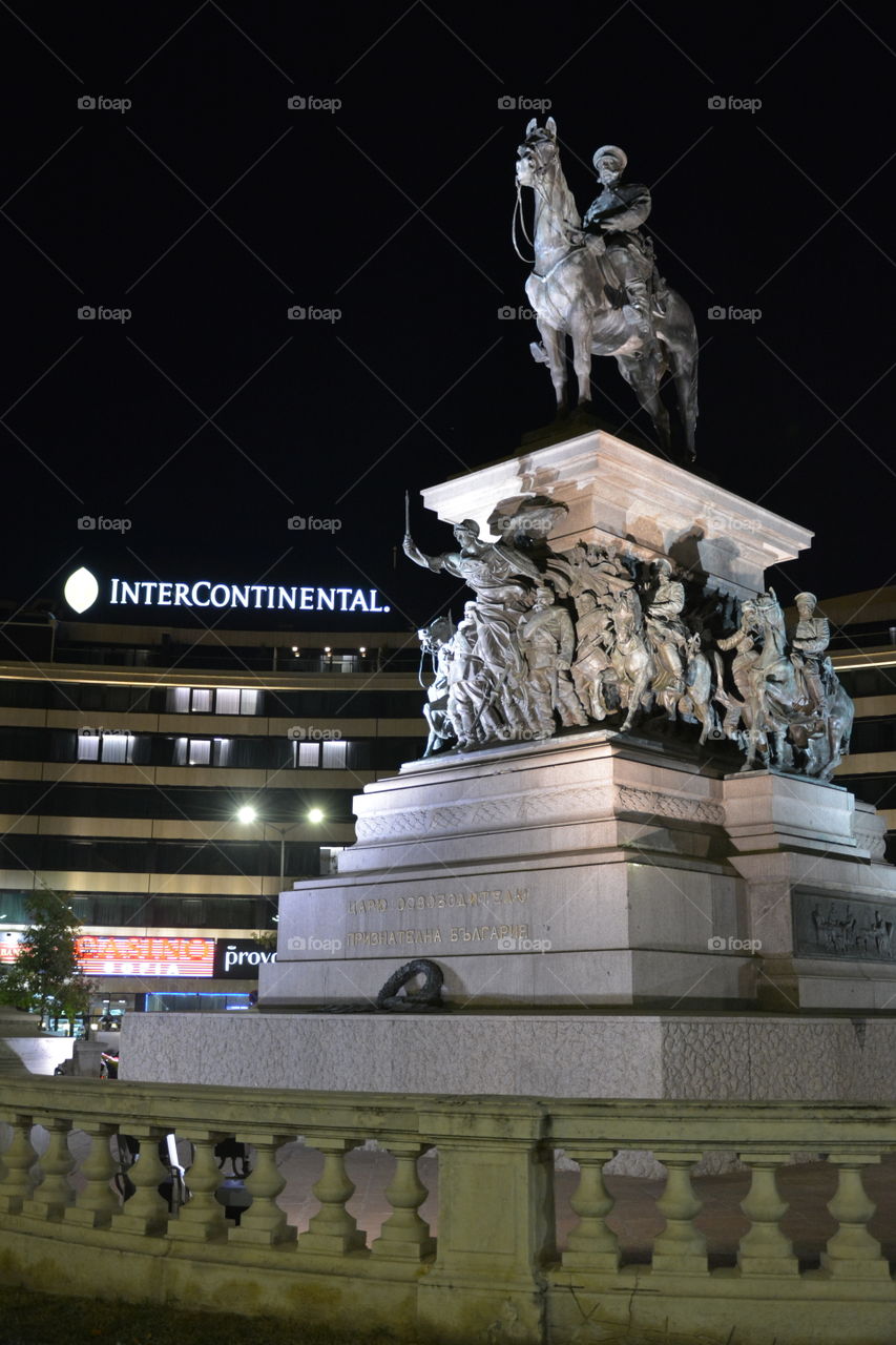 Walking and exploring Sofia Bulgaria - taking pictures of different eras and styles - monument to the liberator king 