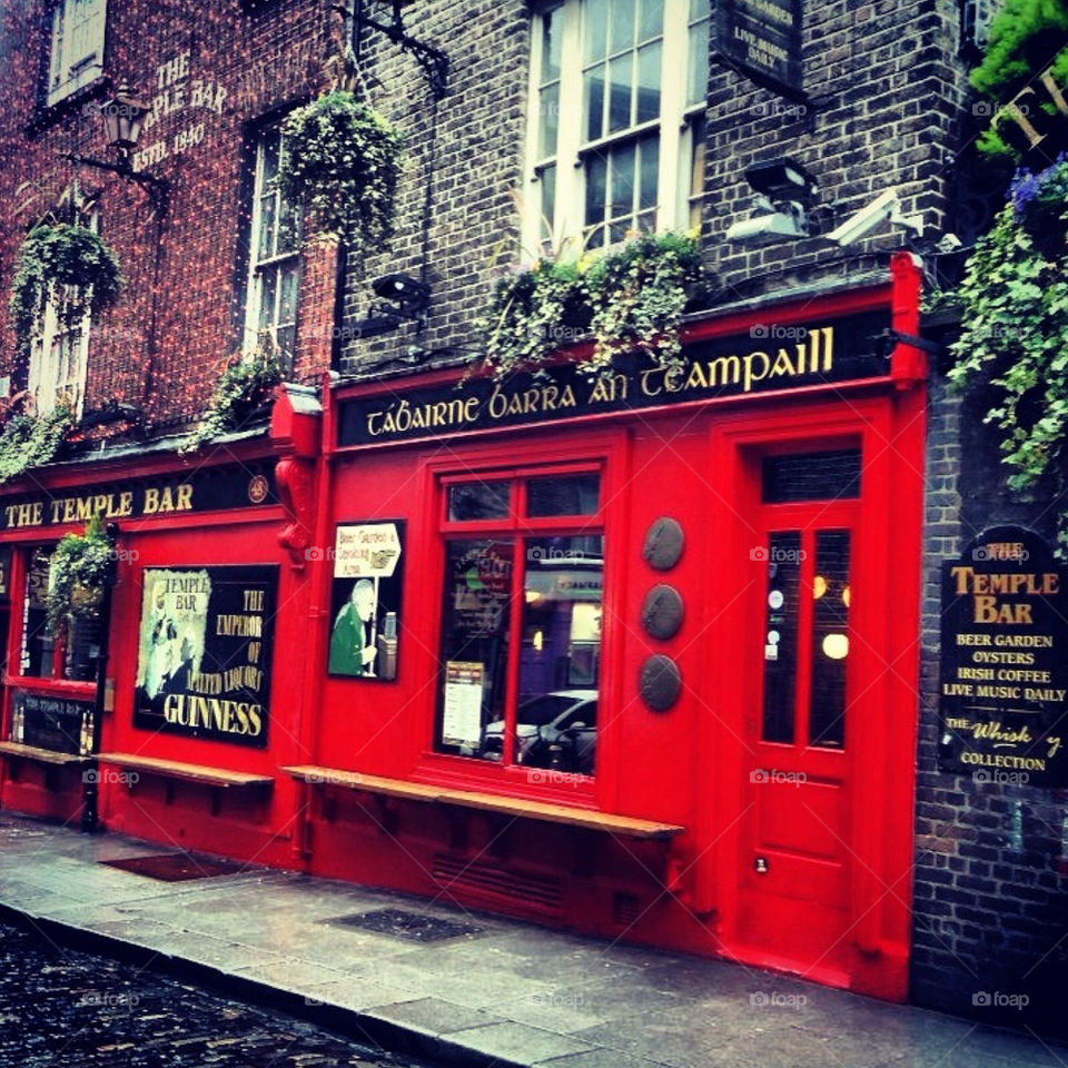 Temple bar