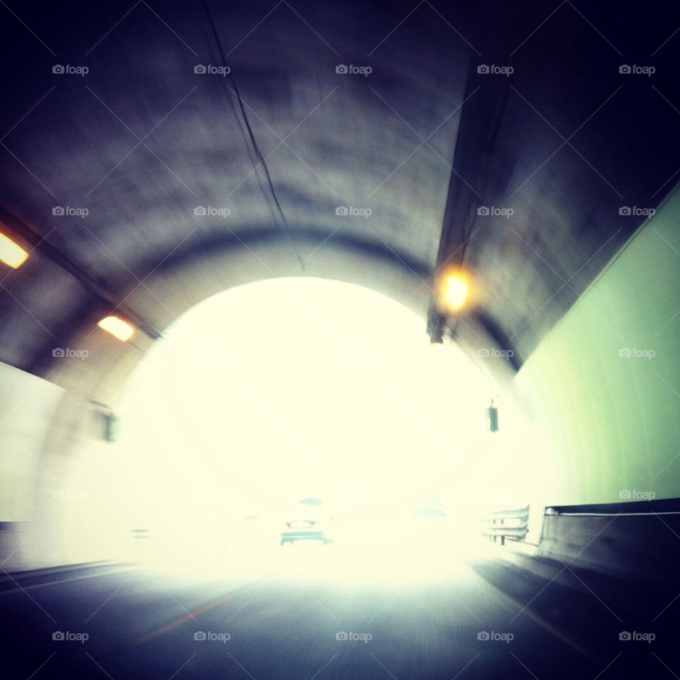 TUNNEL