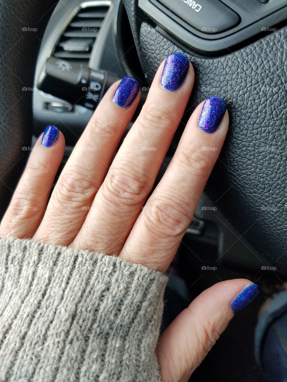 hand, purple polish, purple, purple nails